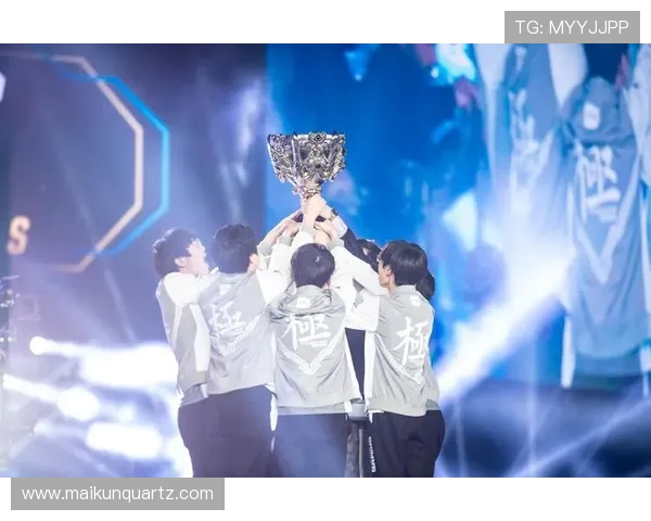 IG战队的蜕变之旅：从巅峰到重生的冠军杯特别回顾